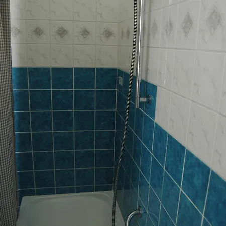 Altes Schulhaus شقة