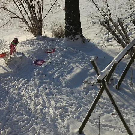 Apartamento Altes Schulhaus Argenbuhl